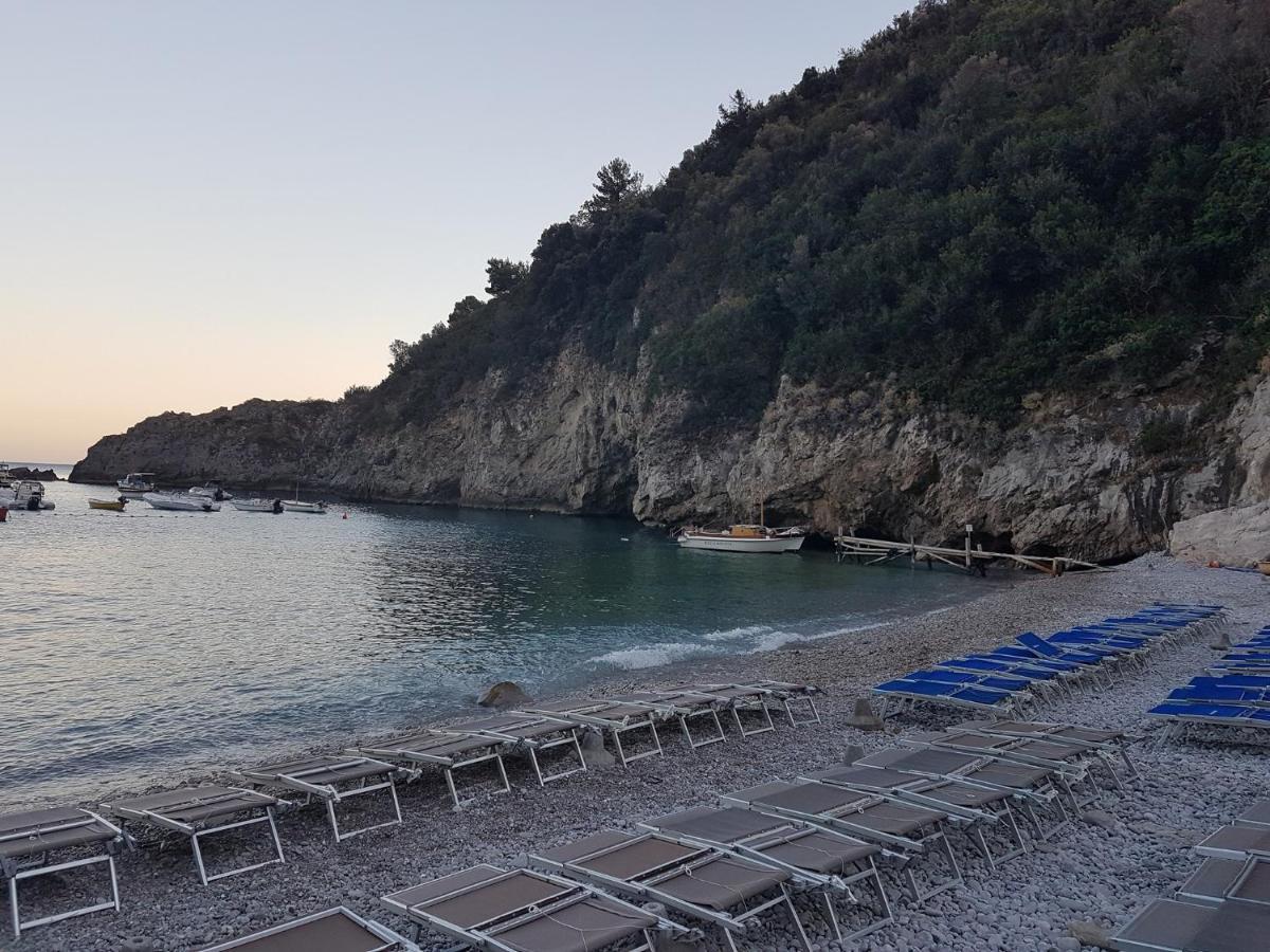 Villaggio Syrenuse Residence Massa Lubrense Bagian luar foto