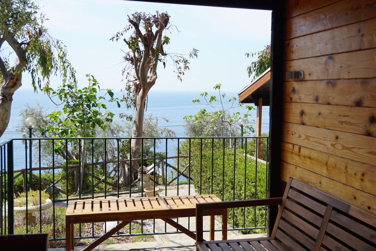 Villaggio Syrenuse Residence Massa Lubrense Bagian luar foto