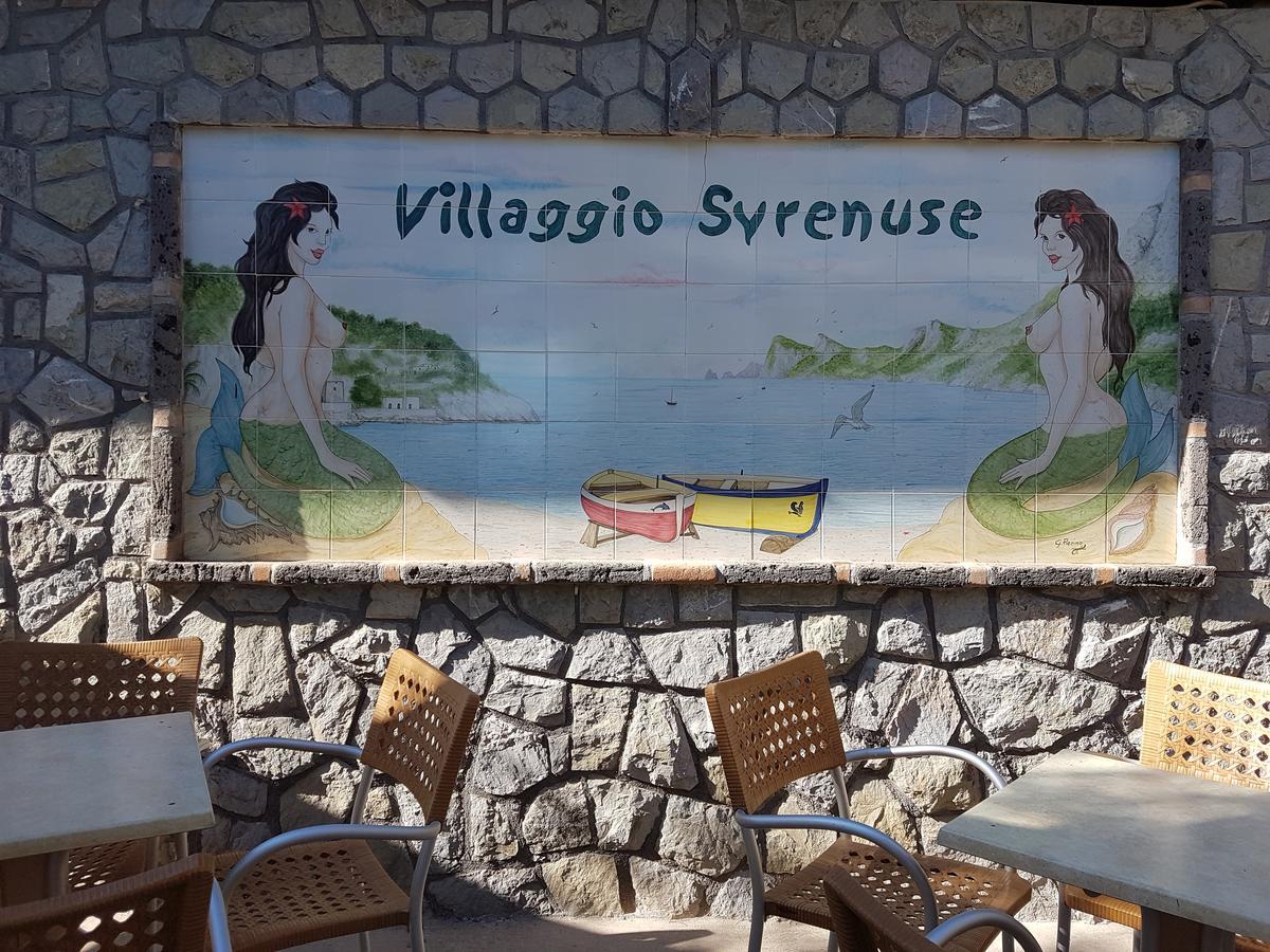 Villaggio Syrenuse Residence Massa Lubrense Bagian luar foto